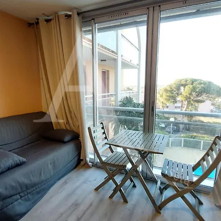 아파트 T2 Loggia, Avec Piscine Entre Et Plages *